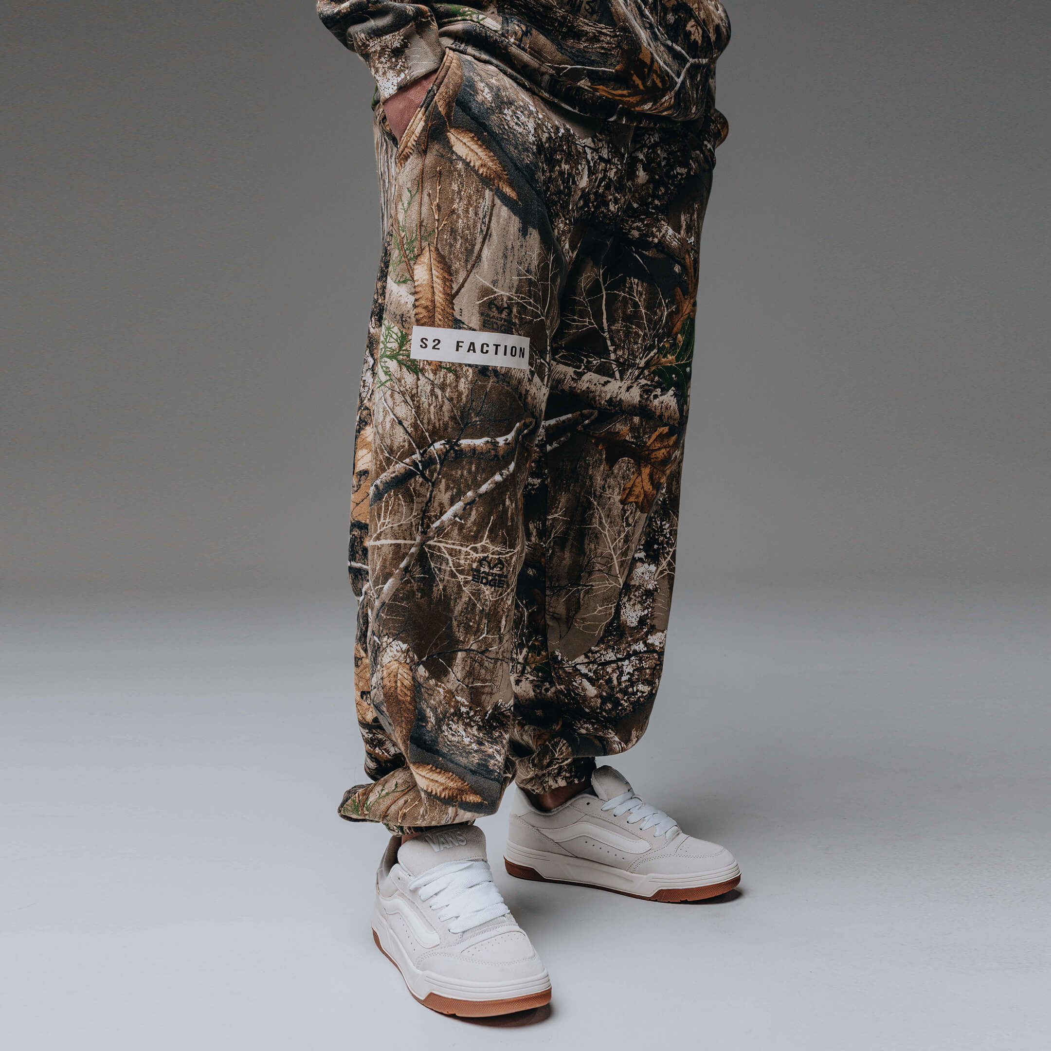 S2 Real Tree Momentum Jogger